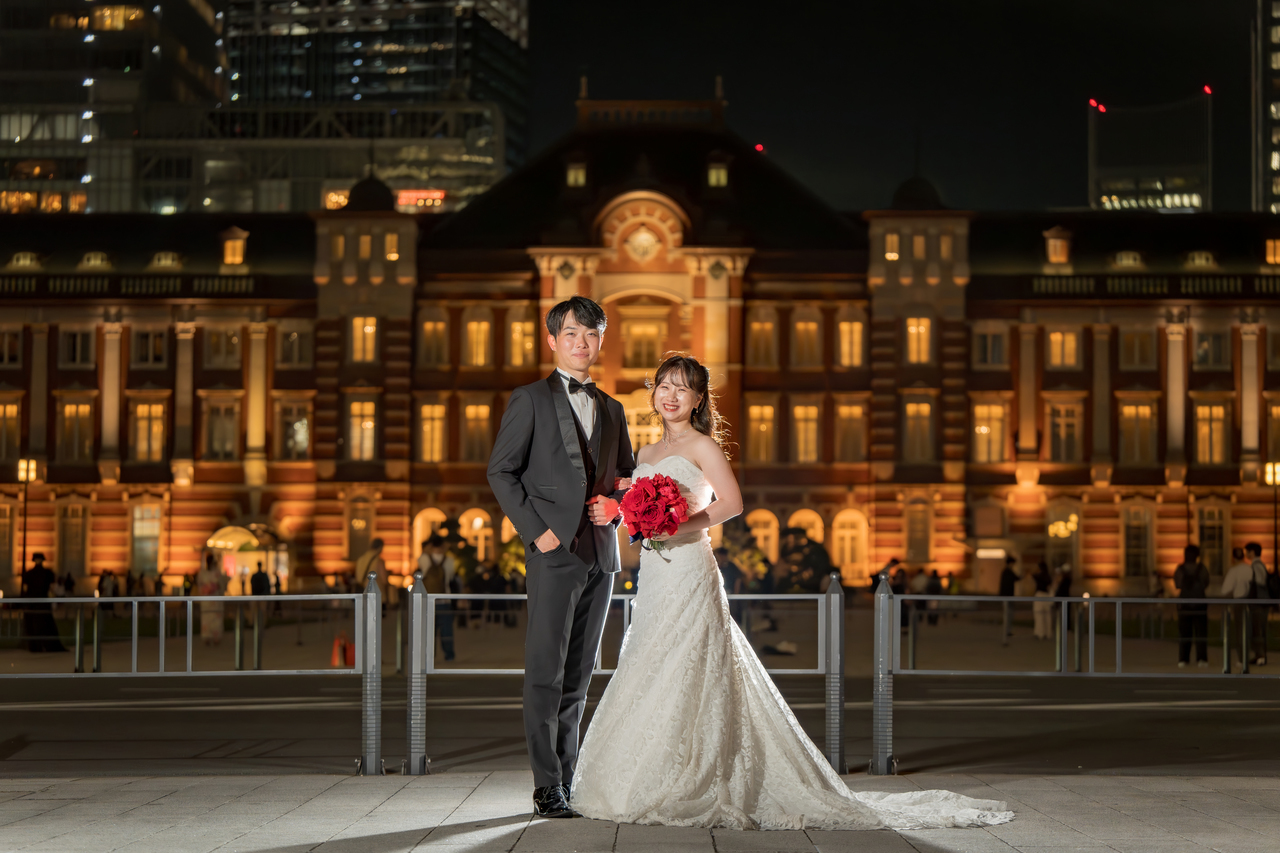 東京駅での新郎新婦様の前撮り写真